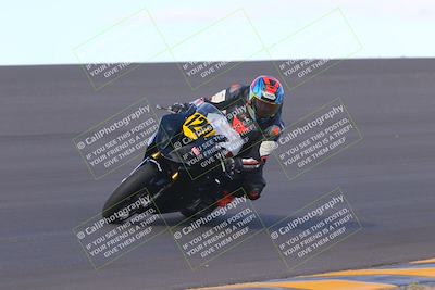 media/Sep-11-2022-SoCal Trackdays (Sun) [[81b7e951af]]/Bowl (820am)/